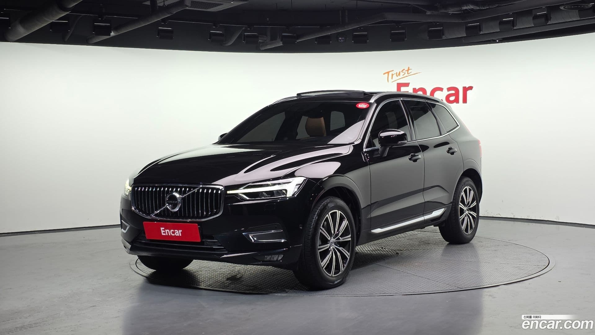 Main__Slider__Photo:XC60 Volvo 2020.6-0