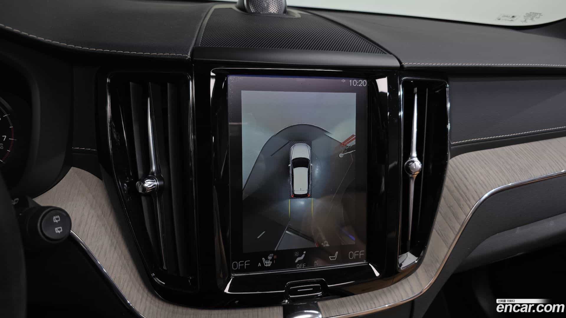 XC60 Volvo 2020.6-OPTION-019