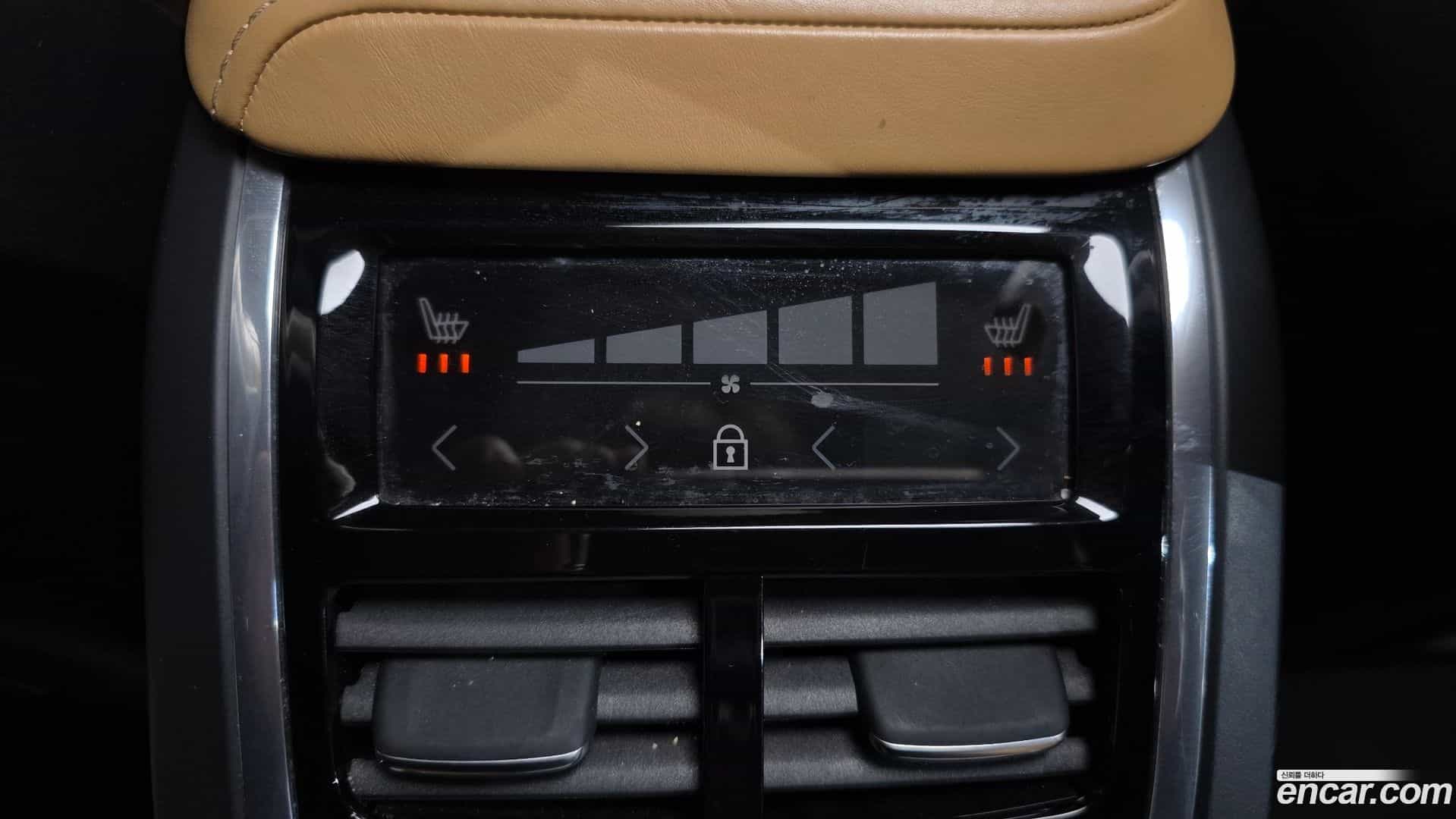 XC60 Volvo 2020.6-OPTION-023