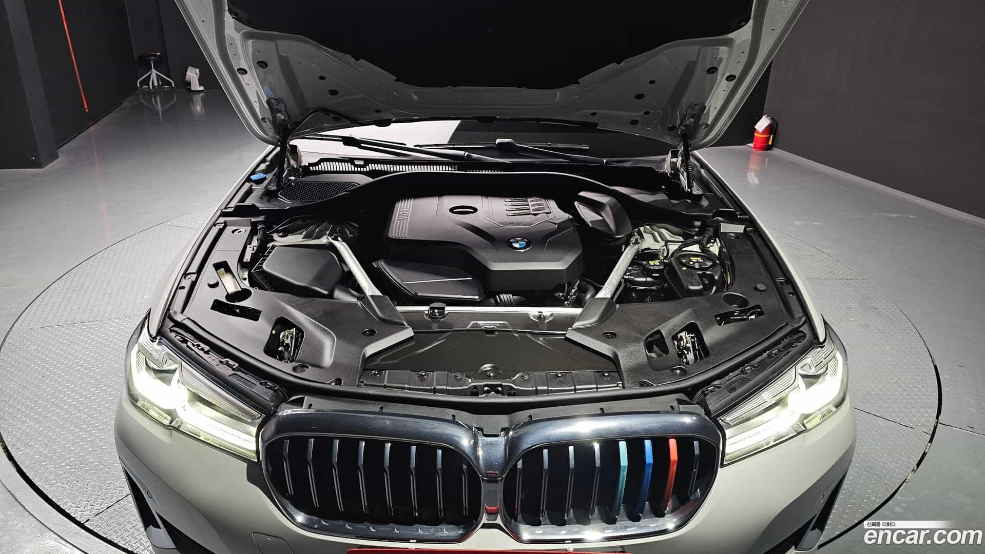 5-Series BMW 2022.7-INNER-006