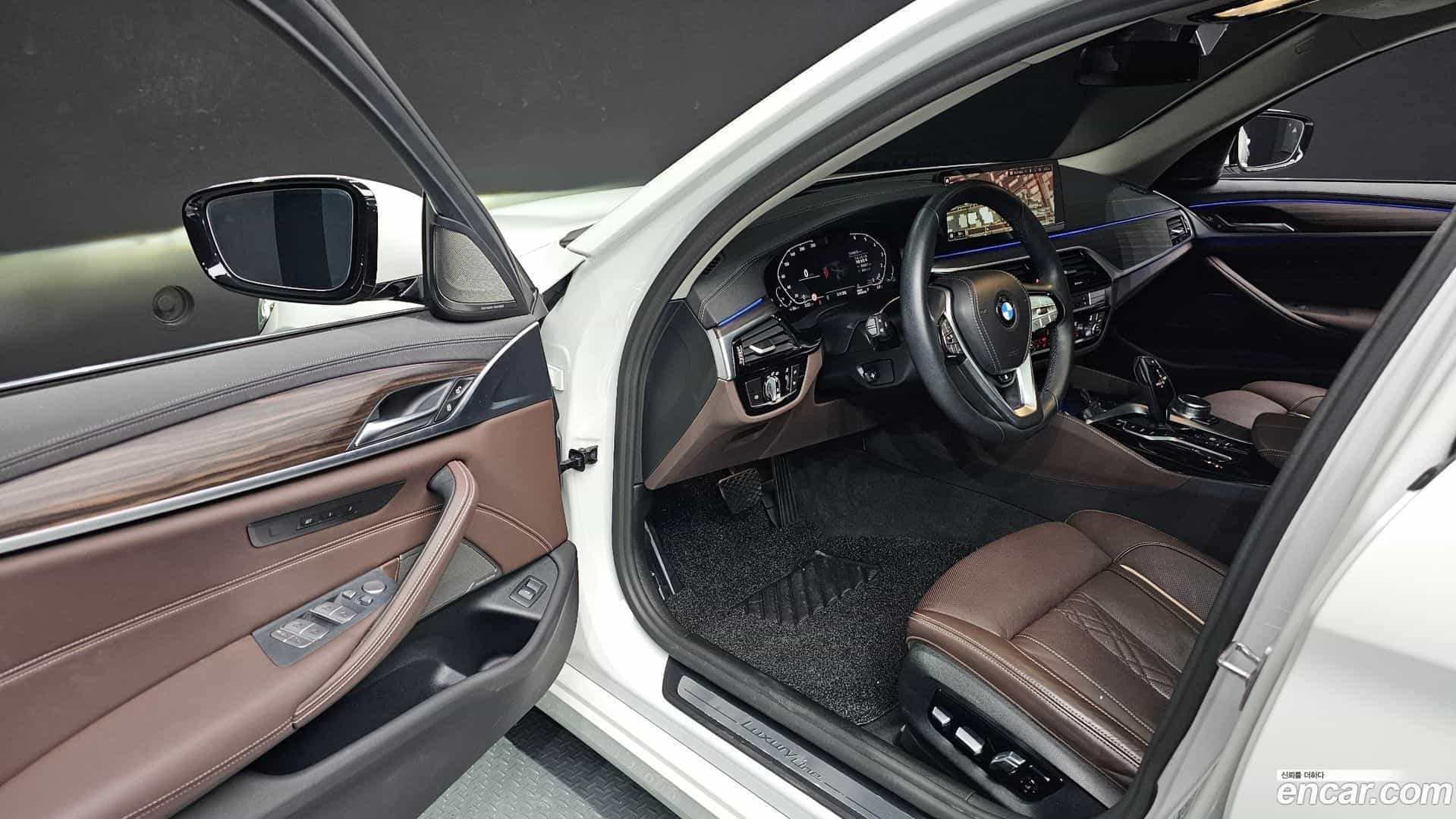 5-Series BMW 2022.7-OPTION-015