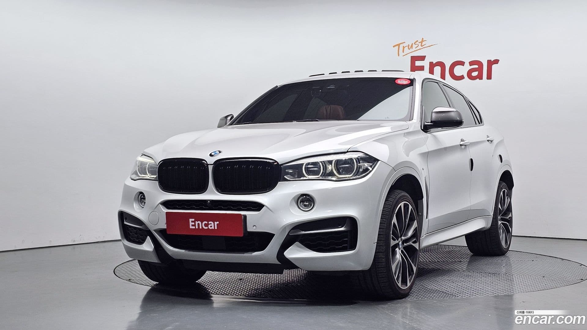 Main__Slider__Photo:X6 BMW 2019.9-0
