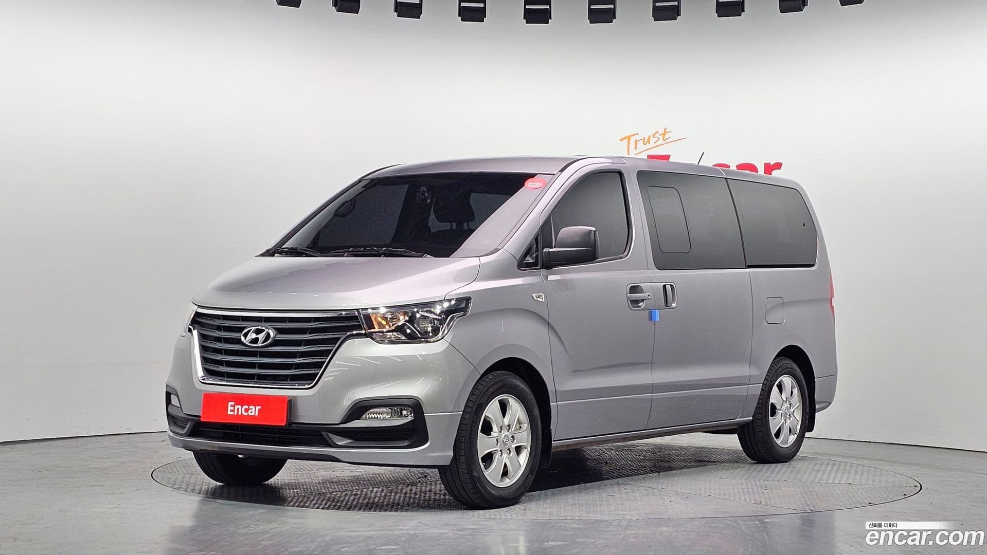 Main__Slider__Photo:Starex Hyundai 2021.0-0
