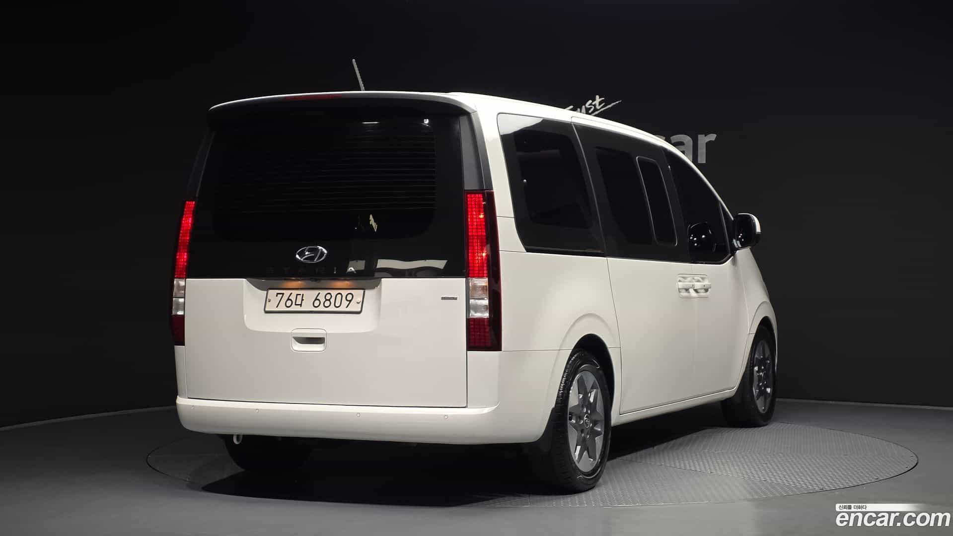 Staria Hyundai 2021.6-OUTER-002