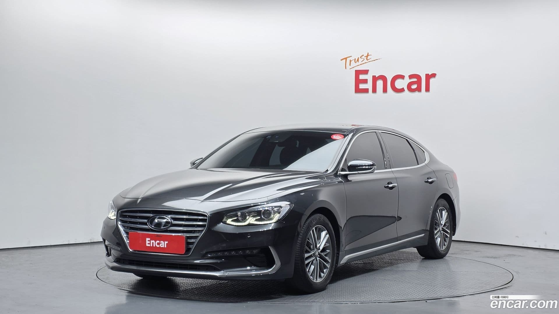 Main__Slider__Photo:Grandeur Hyundai 2019.9-0