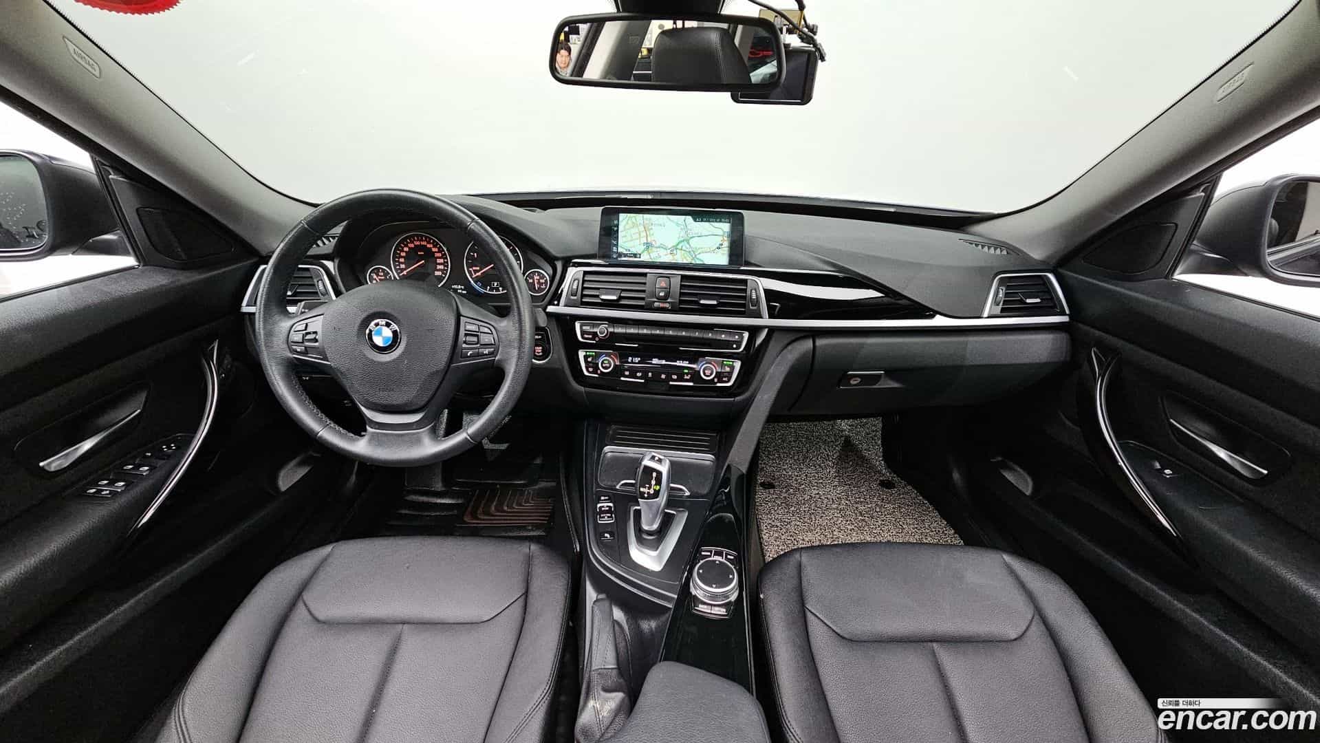 Gran Turismo BMW 2017.8-INNER-007