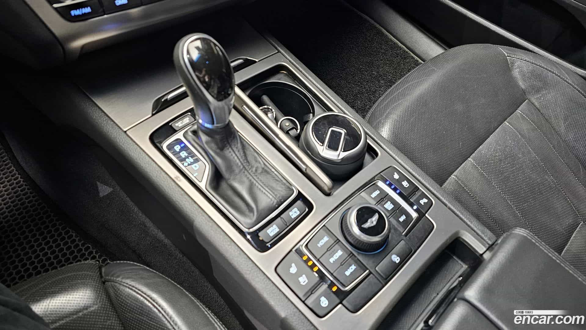 Genesis Hyundai 2015.10-INNER-009