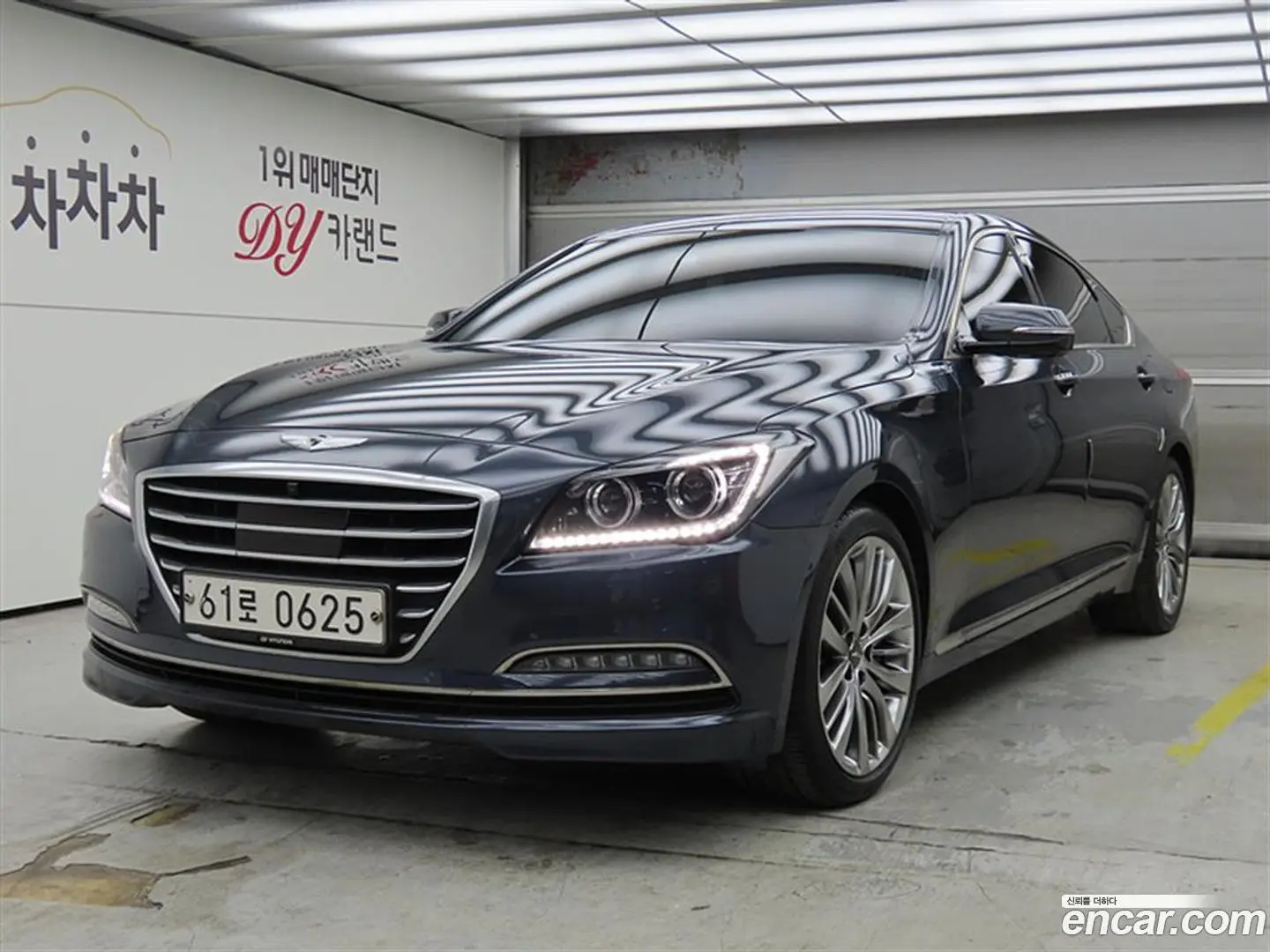 Main__Slider__Photo:Genesis Hyundai 2016.3-0