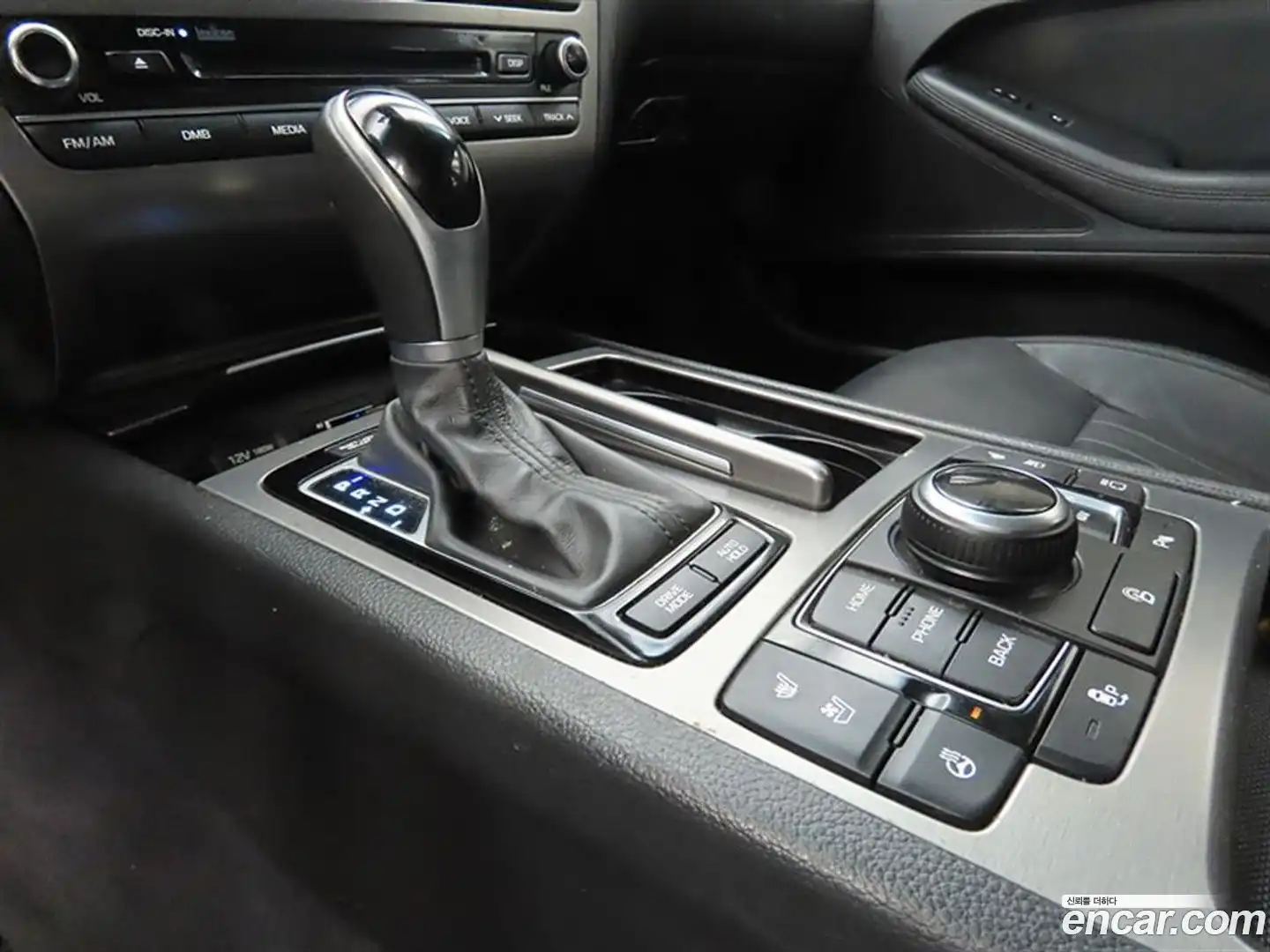 Genesis Hyundai 2016.3-INNER-009