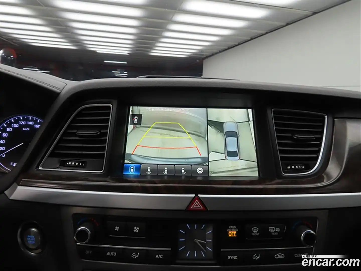 Genesis Hyundai 2016.3-OPTION-018