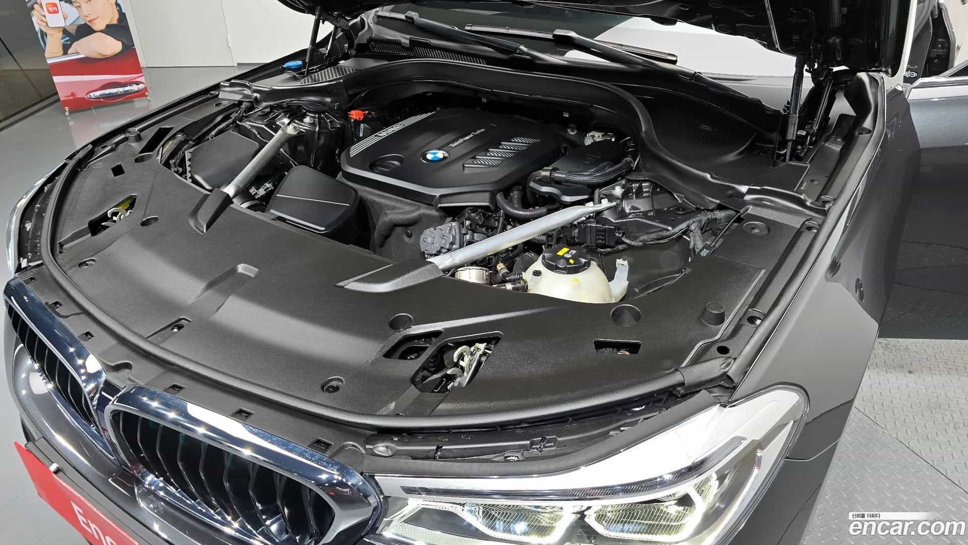 Gran Turismo BMW 2020.1-INNER-006