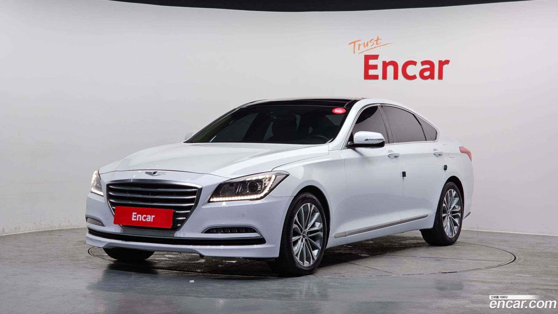 Main__Slider__Photo:Genesis Hyundai 2015.8-0