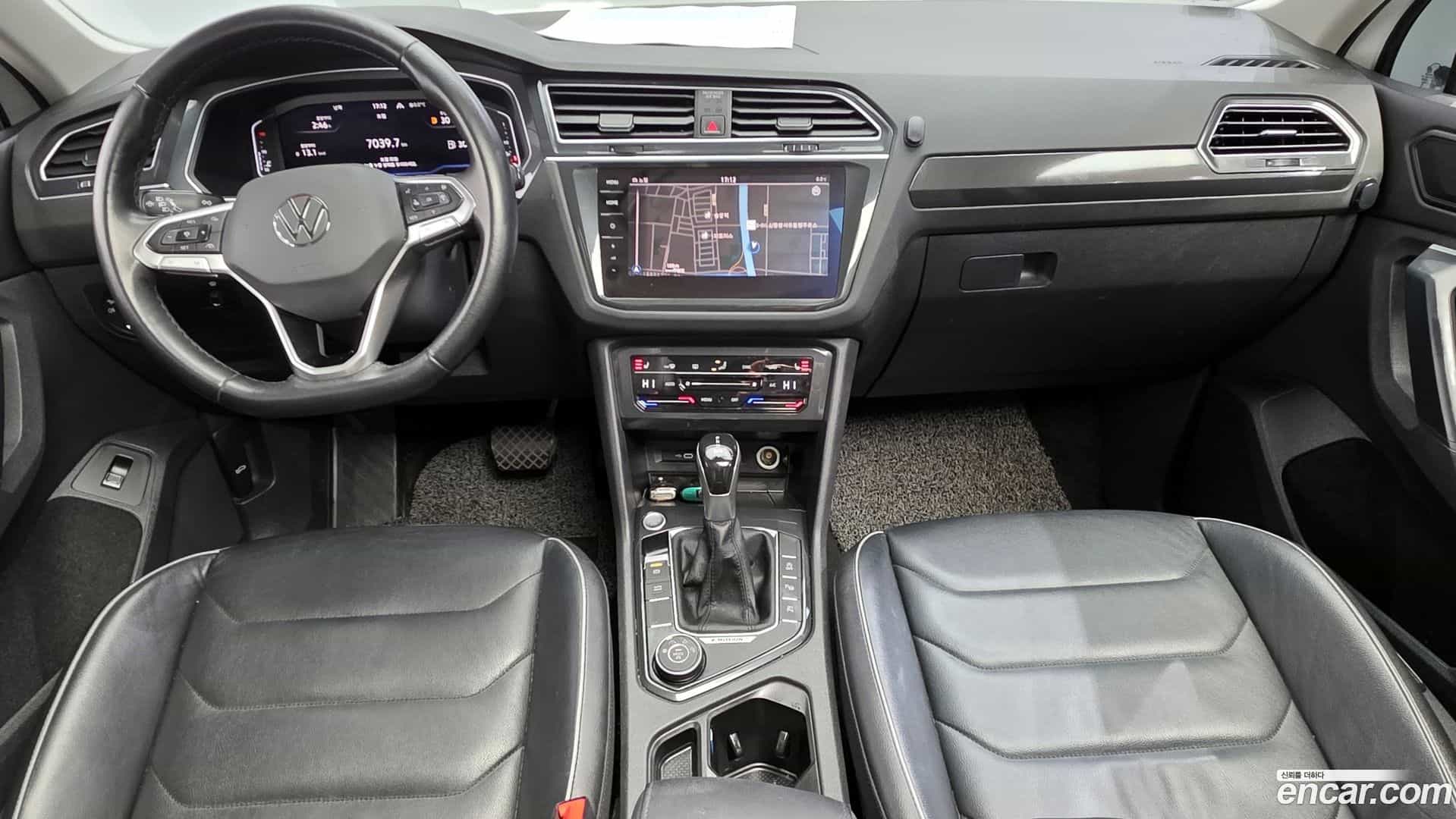 Tiguan Volkswagen 2021.11-INNER-007