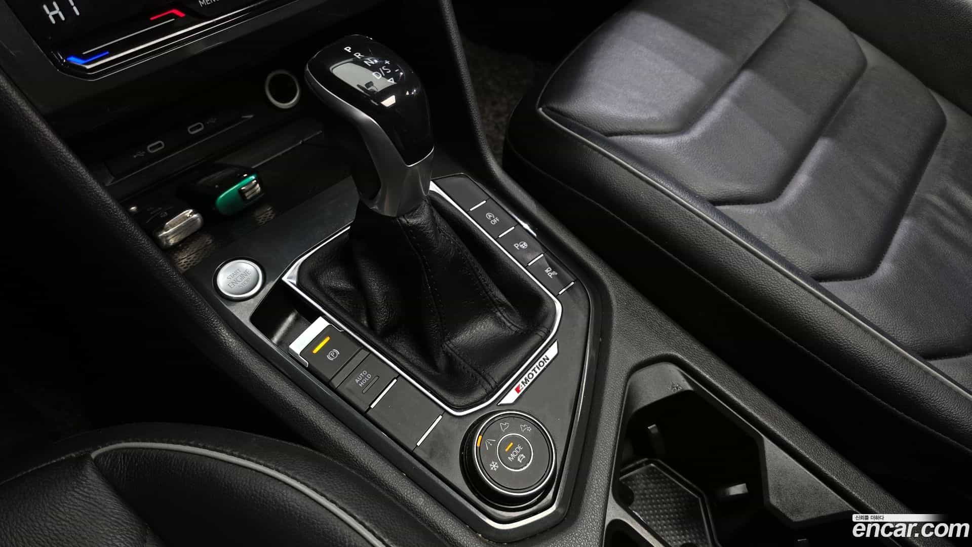 Tiguan Volkswagen 2021.11-INNER-009