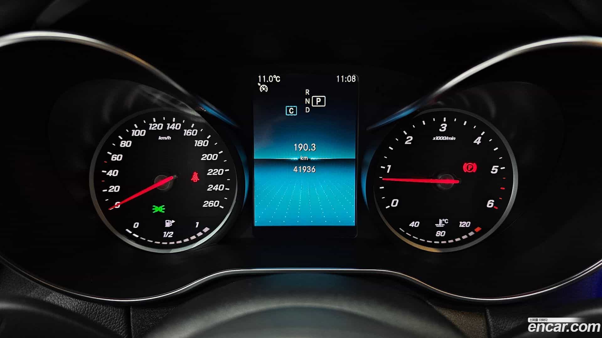C-Class Mercedes-Benz 2019.6-INNER-008