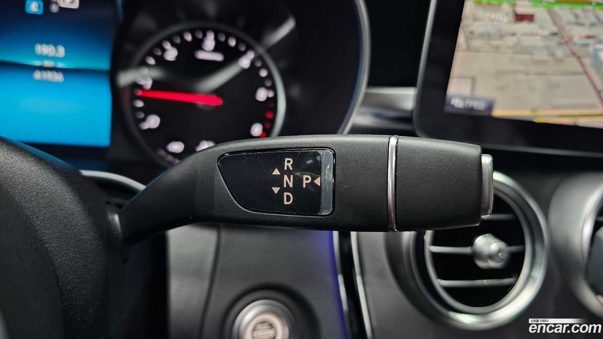 C-Class Mercedes-Benz 2019.6-INNER-009