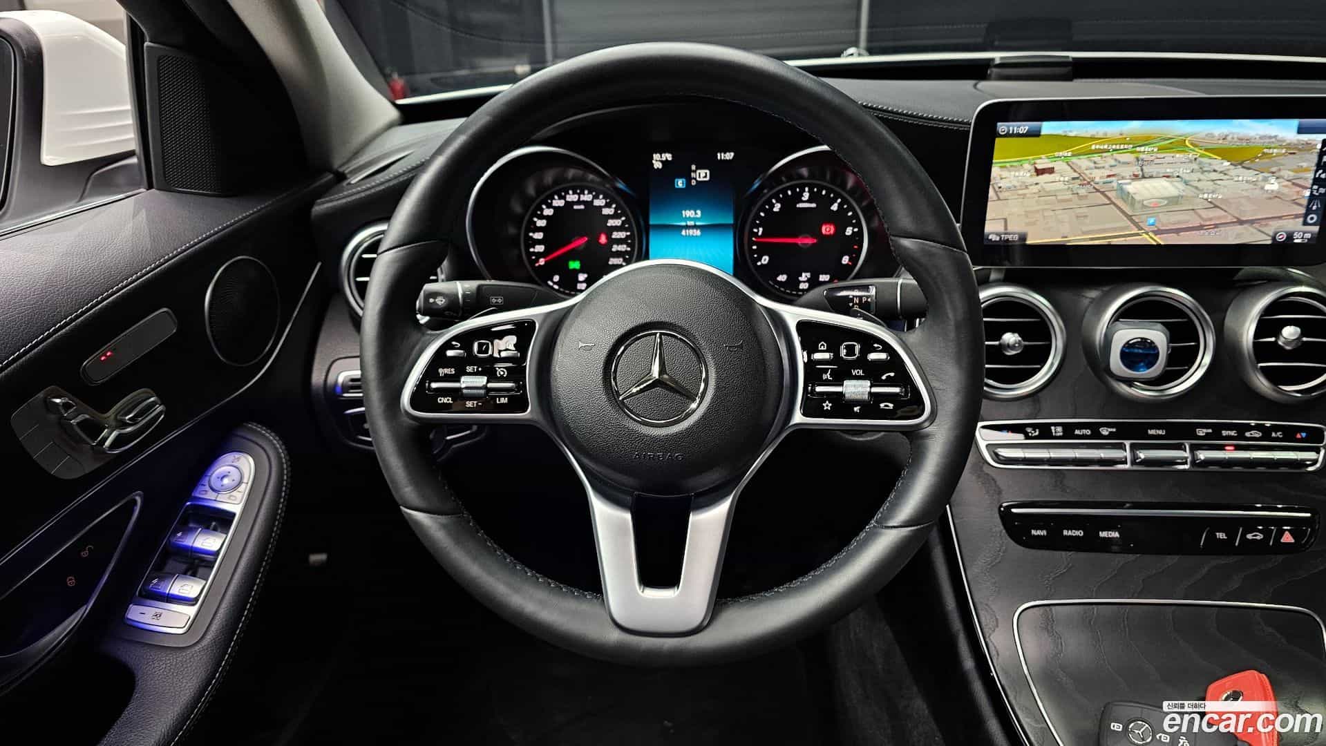 C-Class Mercedes-Benz 2019.6-OPTION-017