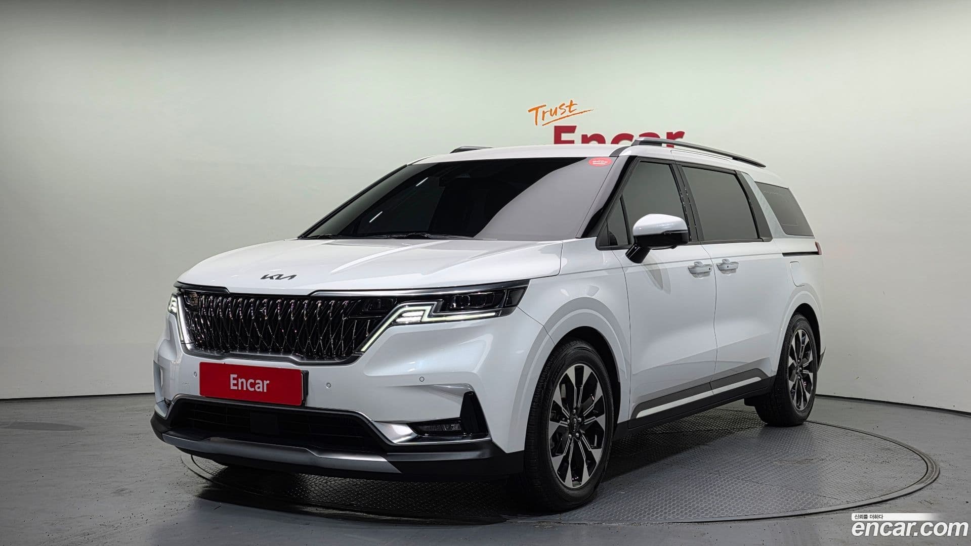 Main__Slider__Photo:Canival Kia 2021.2-0