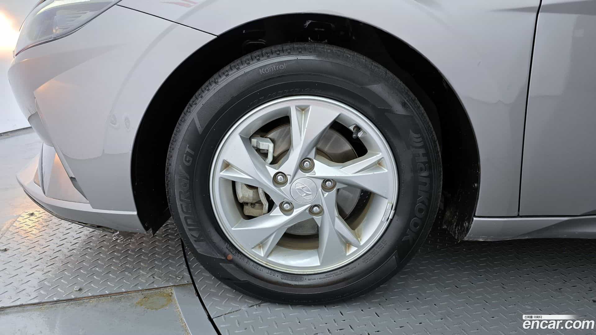 AVANTE Hyundai 2023.0-OUTER-005