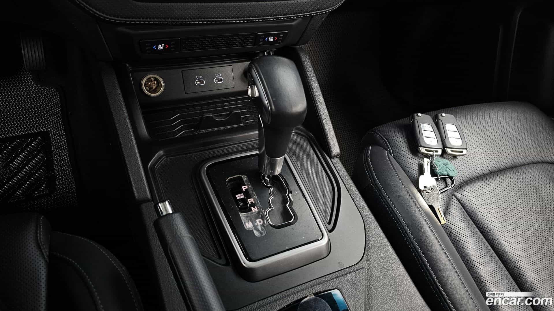 Rexton KG Mobility 2023.7-INNER-009