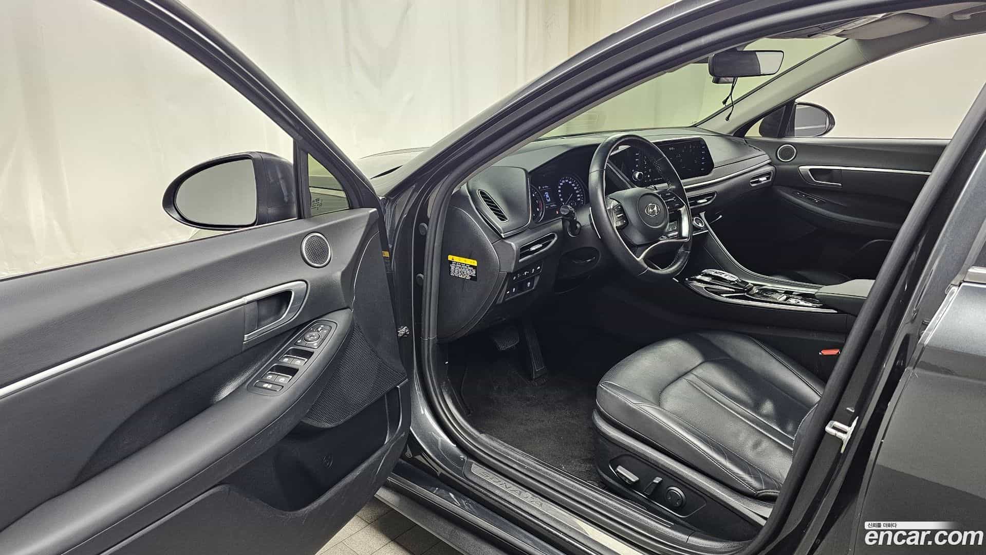 Sonata Hyundai 2020.0-INNER-010