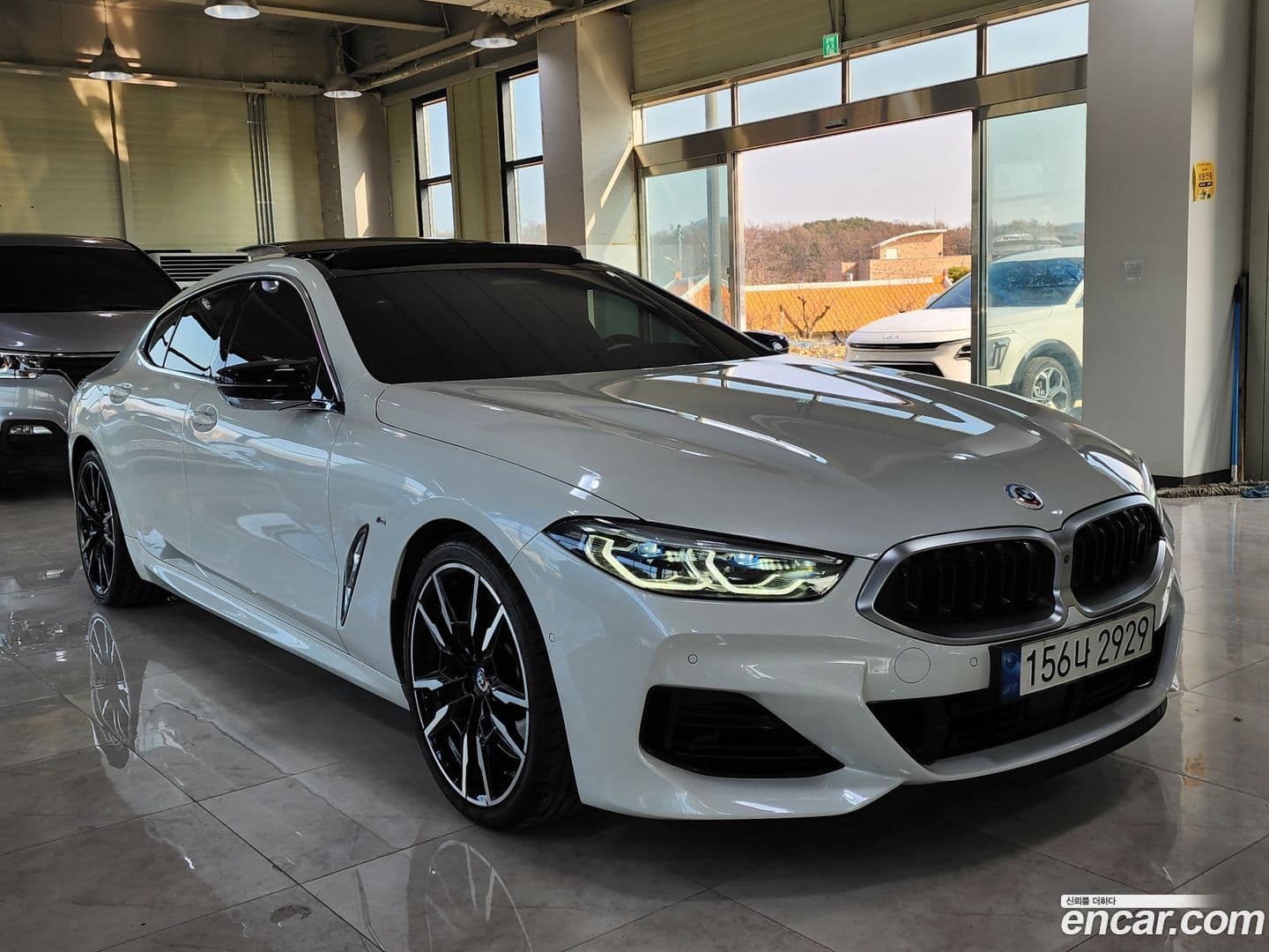 Main__Slider__Photo:8-Series BMW 2022.9-1