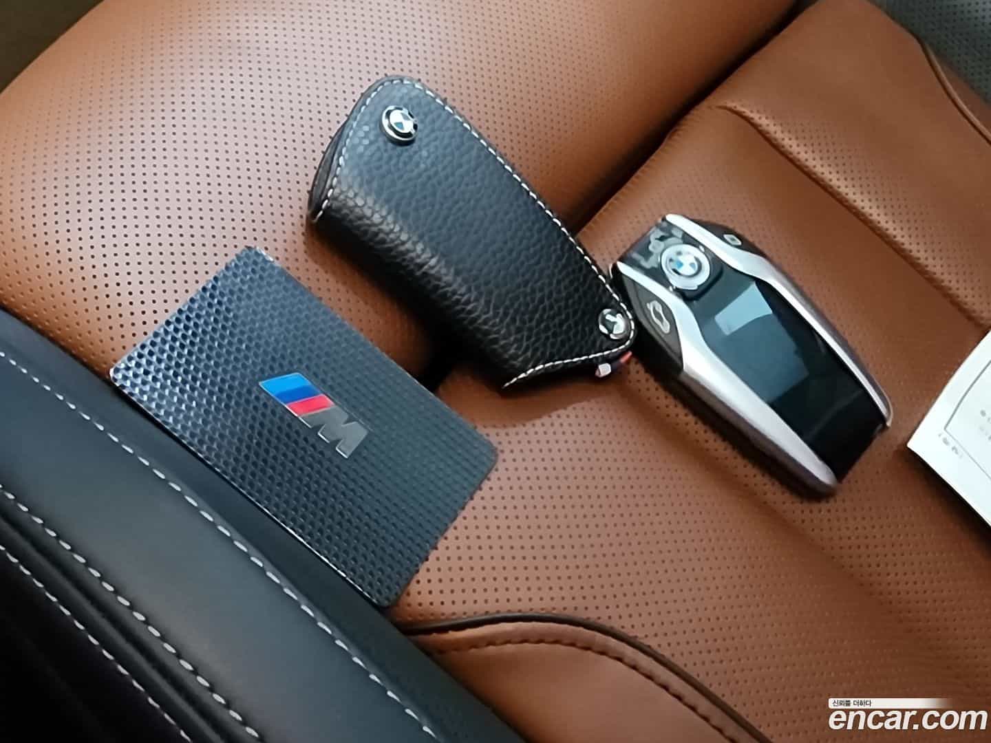 8-Series BMW 2022.9-OPTION-024