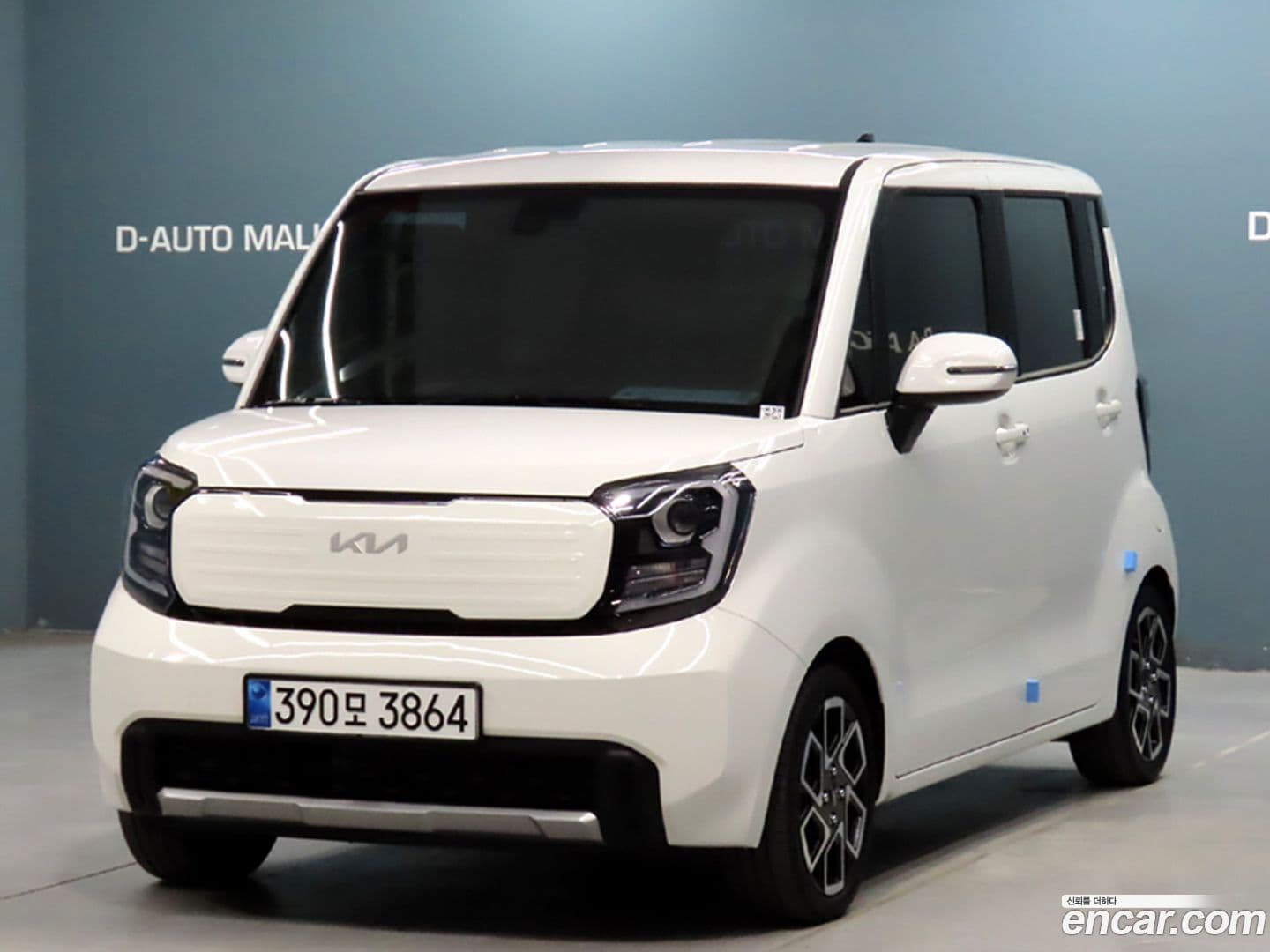 Main__Slider__Photo:RAY Kia 2024.1-0