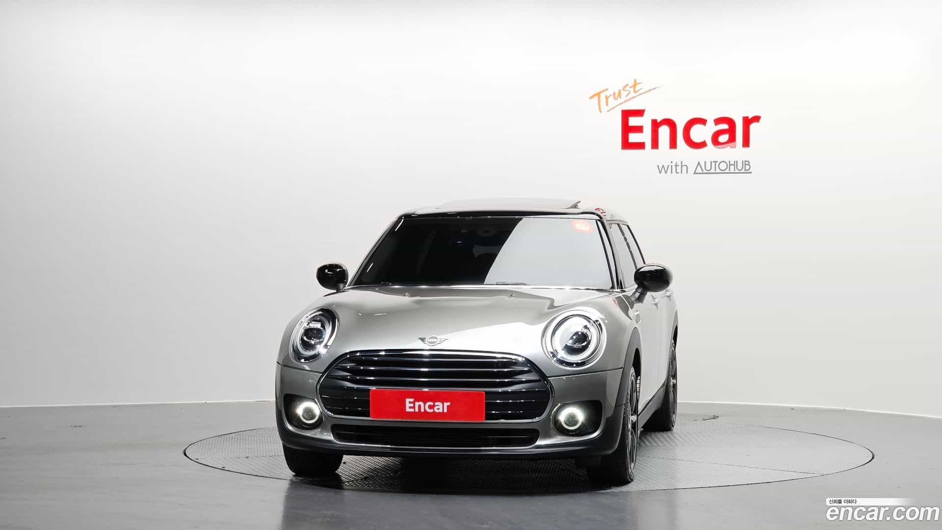 Clubman Mini 2019.11-OUTER-003