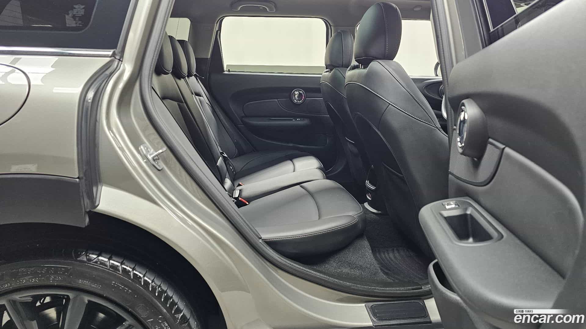 Clubman Mini 2019.11-OPTION-016