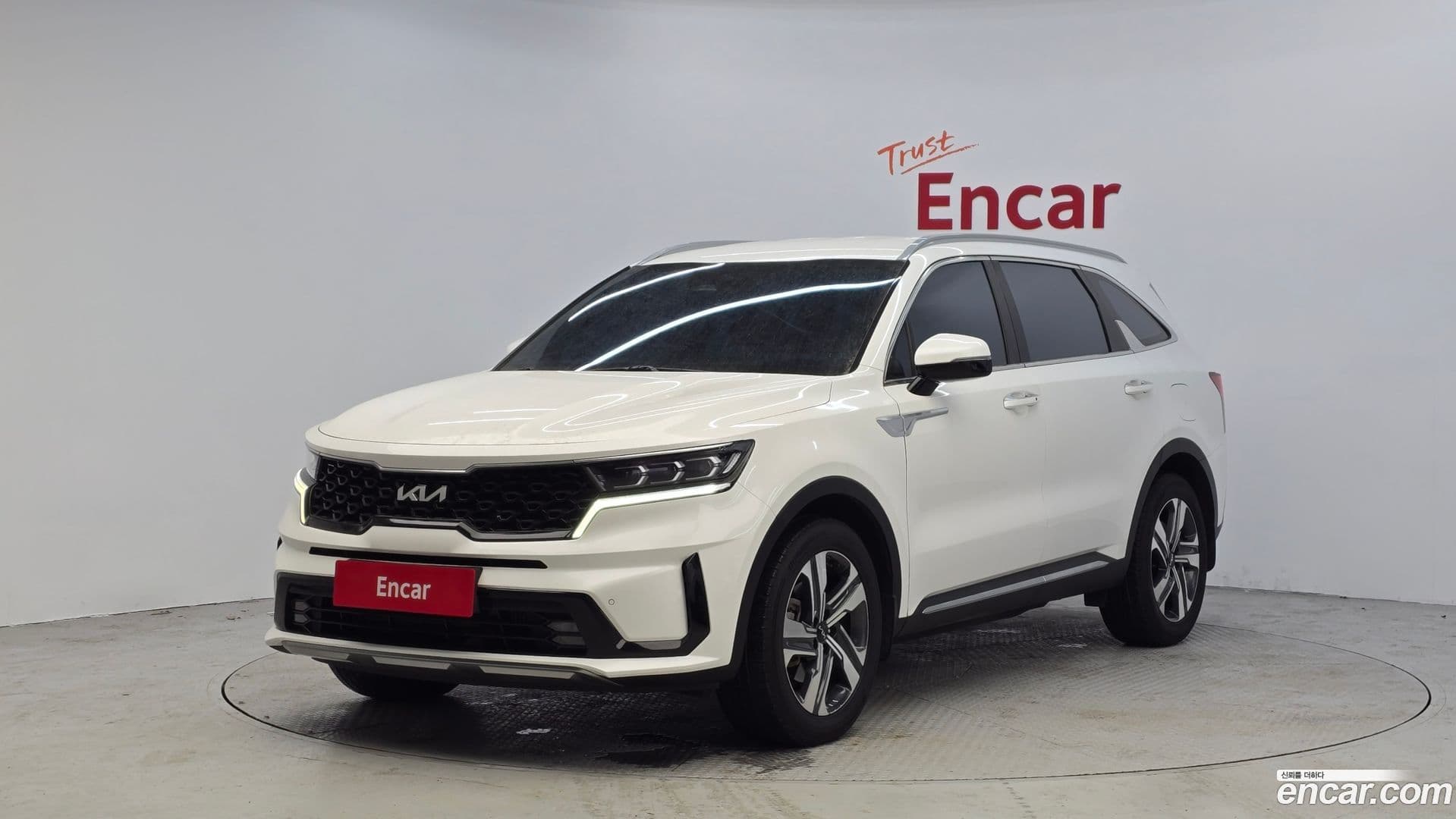 Main__Slider__Photo:Sorento Kia 2021.11-0