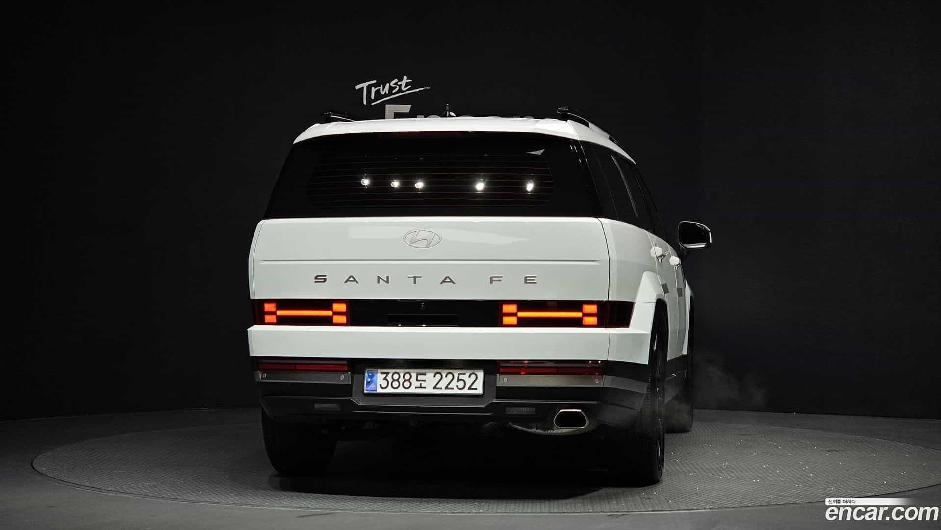 Santafe Hyundai 2023.11-OUTER-004