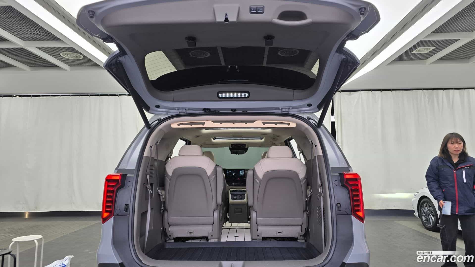 Canival Kia 2023.11-OPTION-024