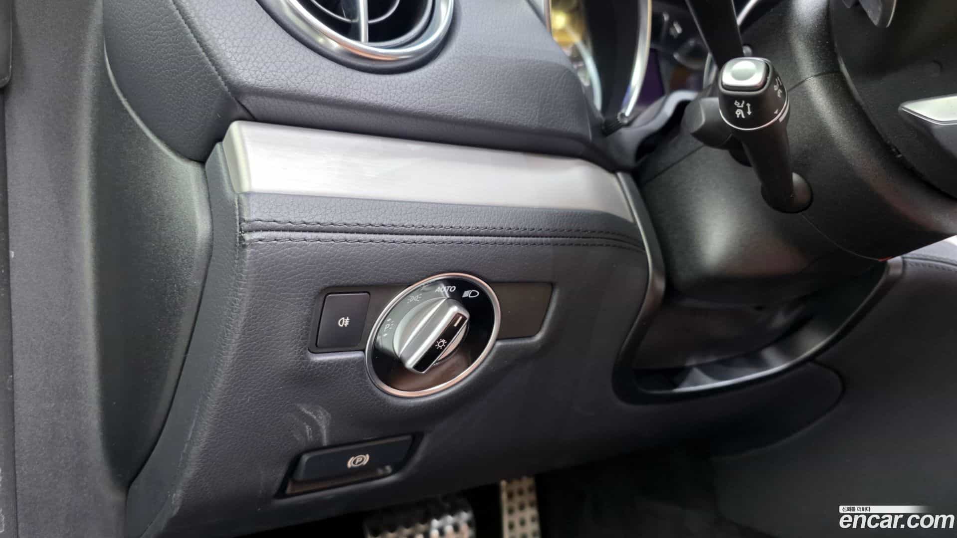 SL-Class Mercedes-Benz 2019.5-OPTION-021