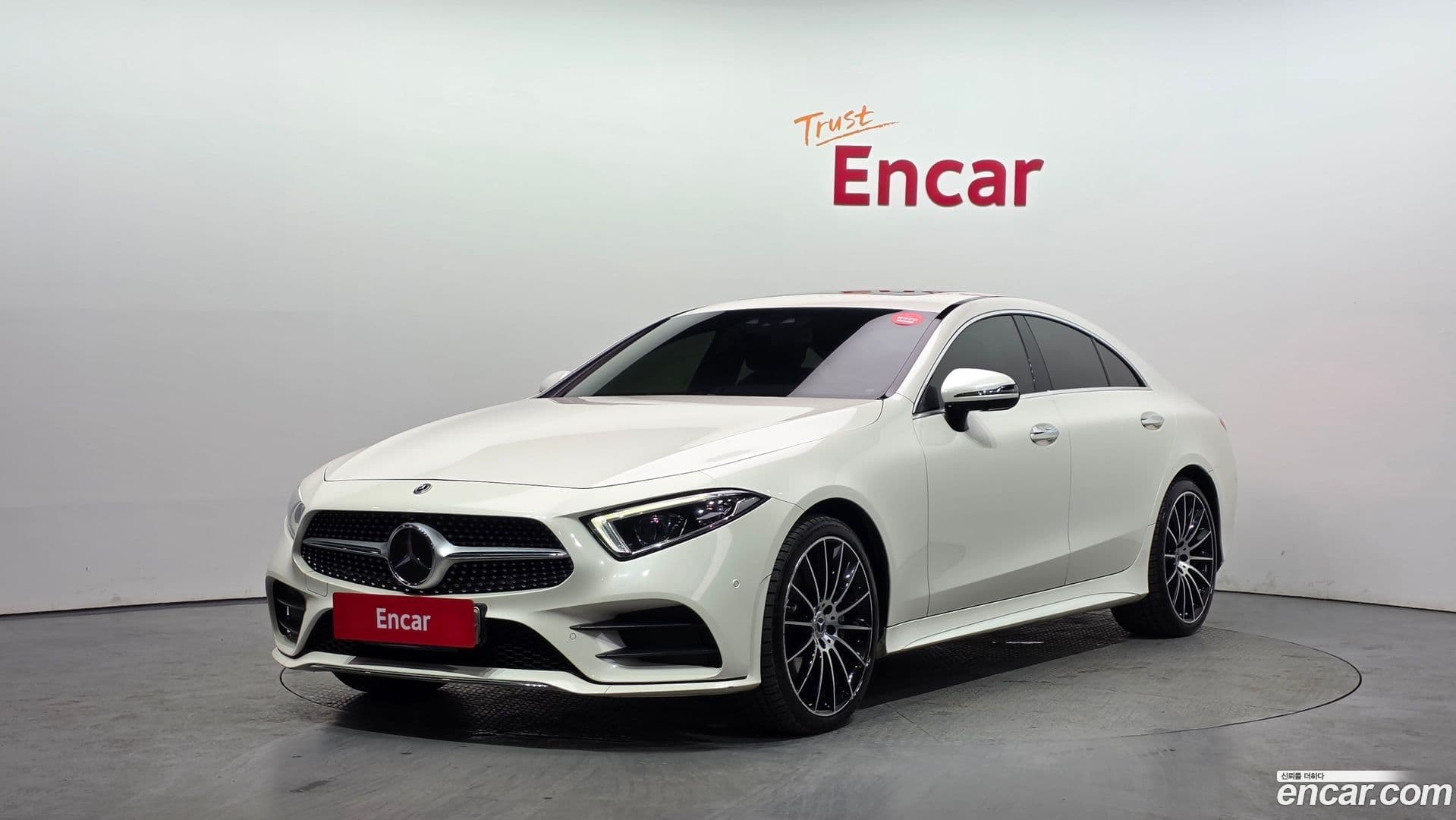 Main__Slider__Photo:CLS-Class Mercedes-Benz 2018.10-0