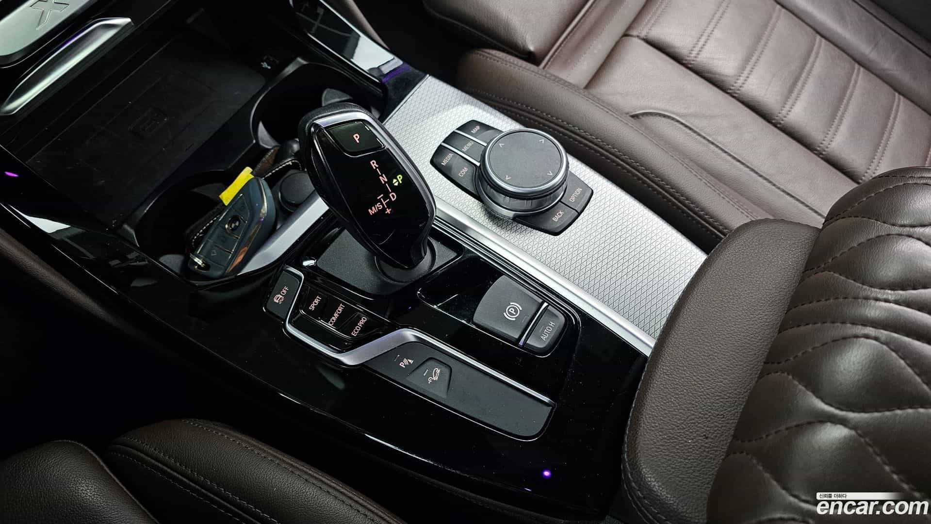 X4 BMW 2020.4-INNER-009