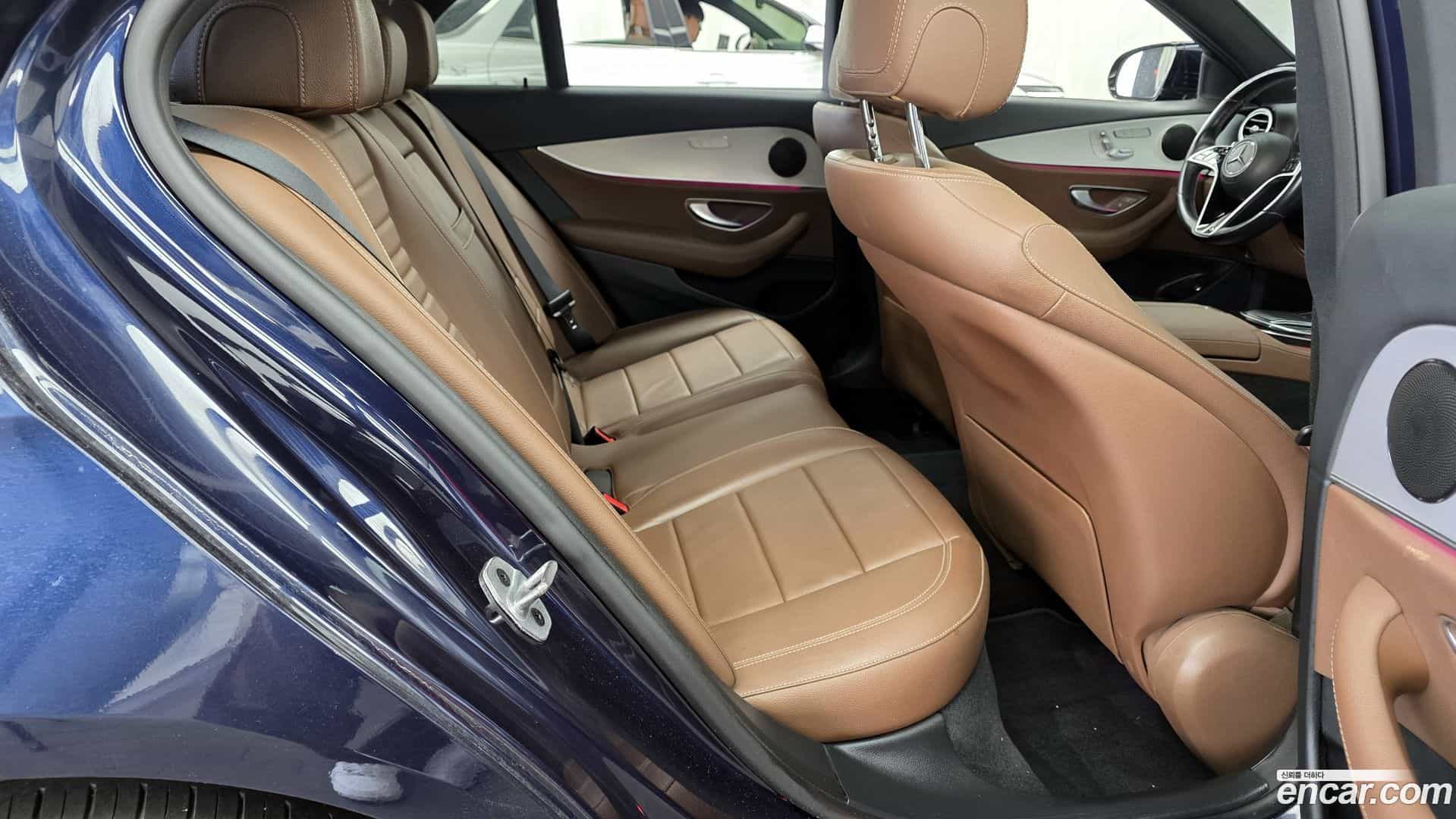 E-Class Mercedes-Benz 2021.0-OPTION-016
