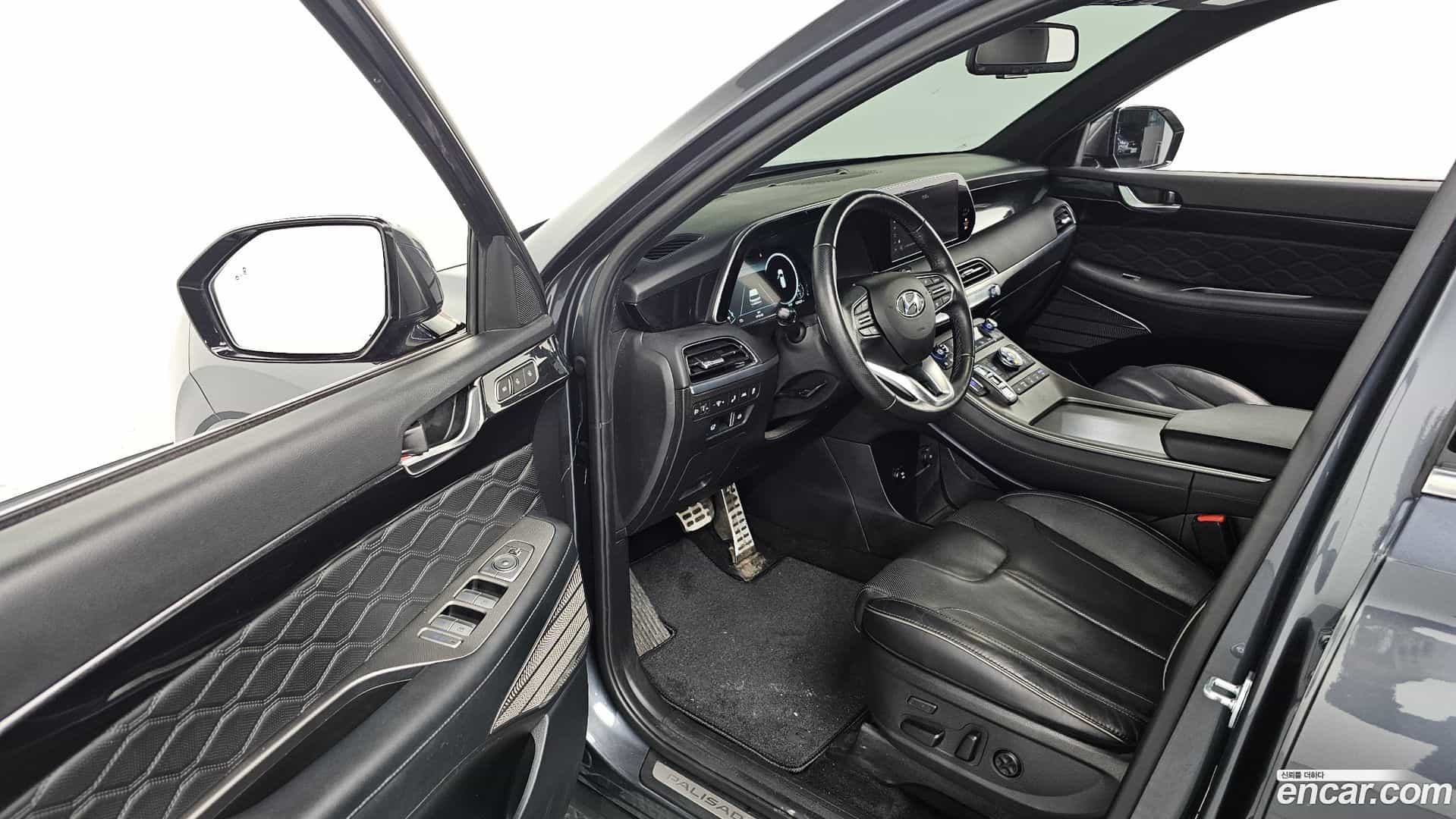 Palisade Hyundai 2021.1-INNER-010