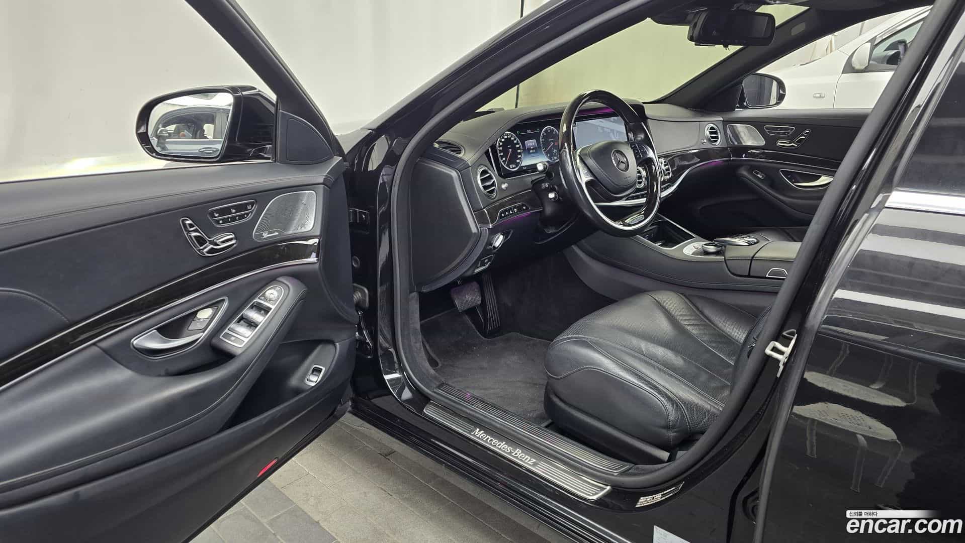 S-Class Mercedes-Benz 2015.11-INNER-010