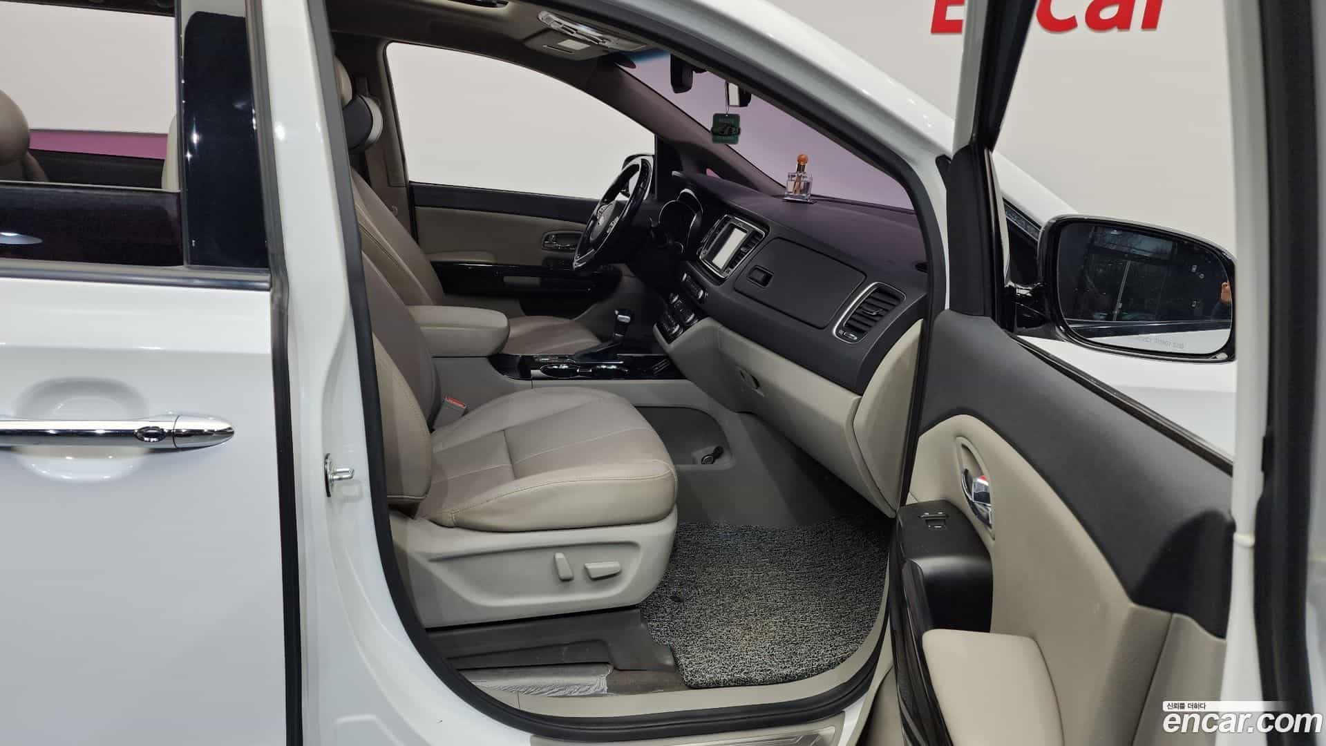 Canival Kia 2018.7-OPTION-015