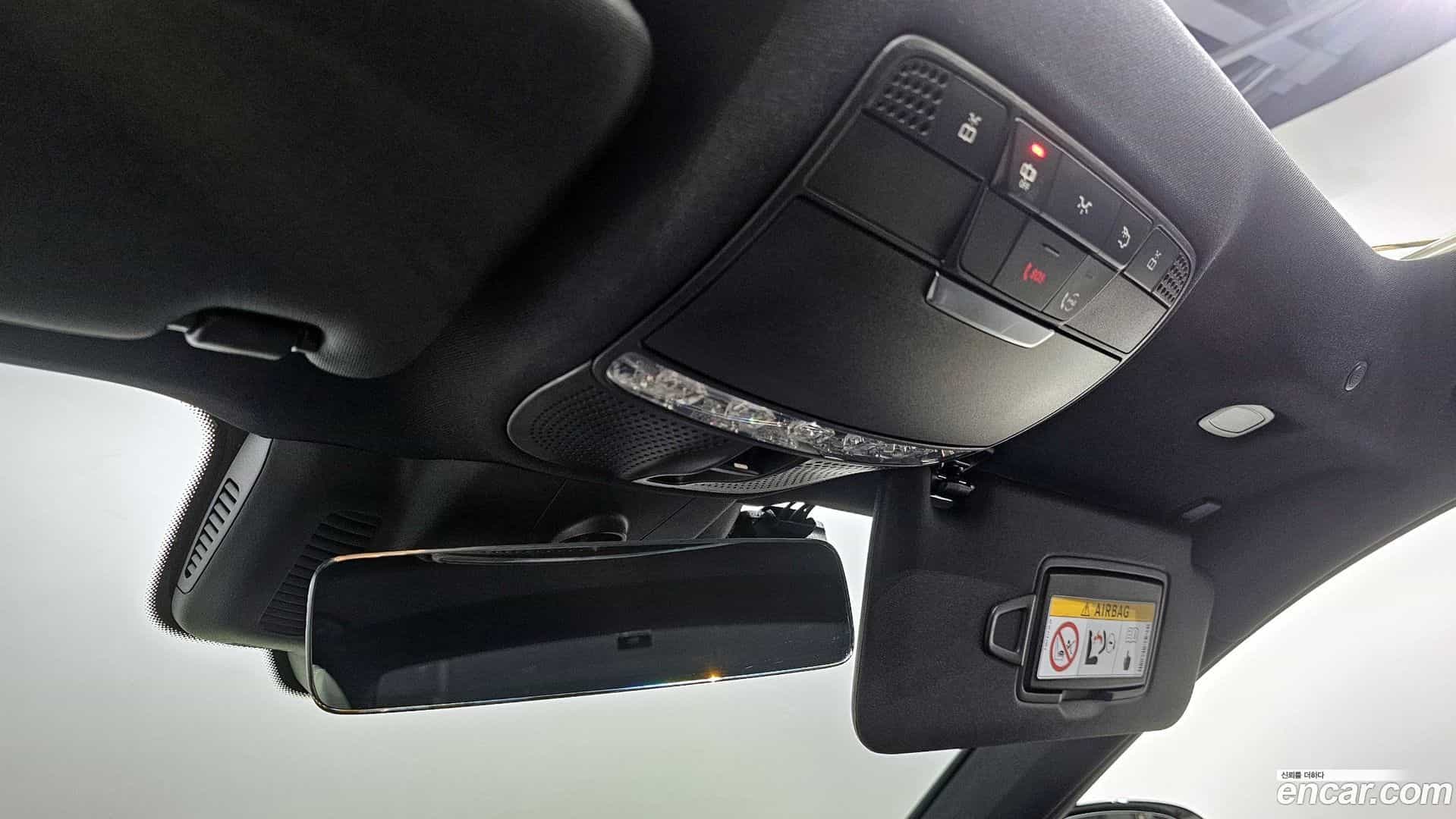 E-Class Mercedes-Benz 2022.1-OPTION-021