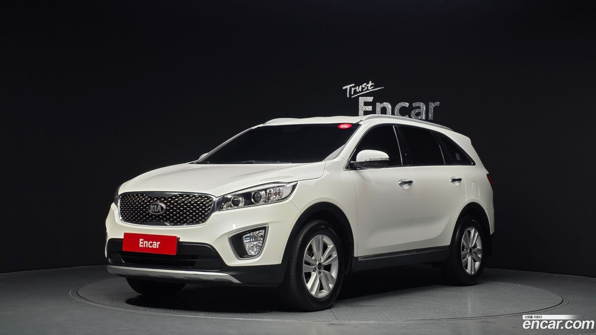 Main__Slider__Photo:Sorento Kia 2017.3-0