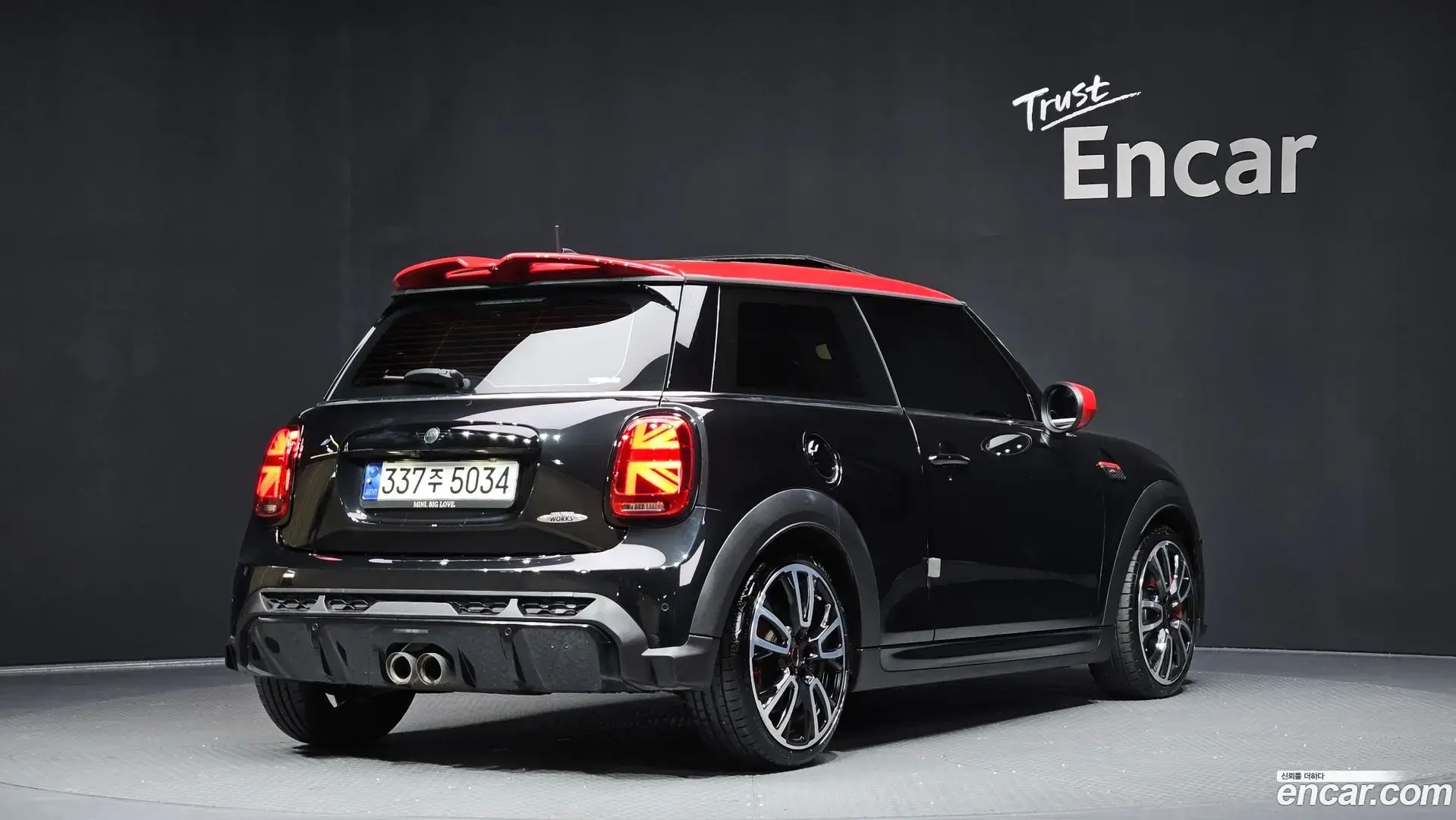 Main__Slider__Photo:Cooper Mini 2023.4-1