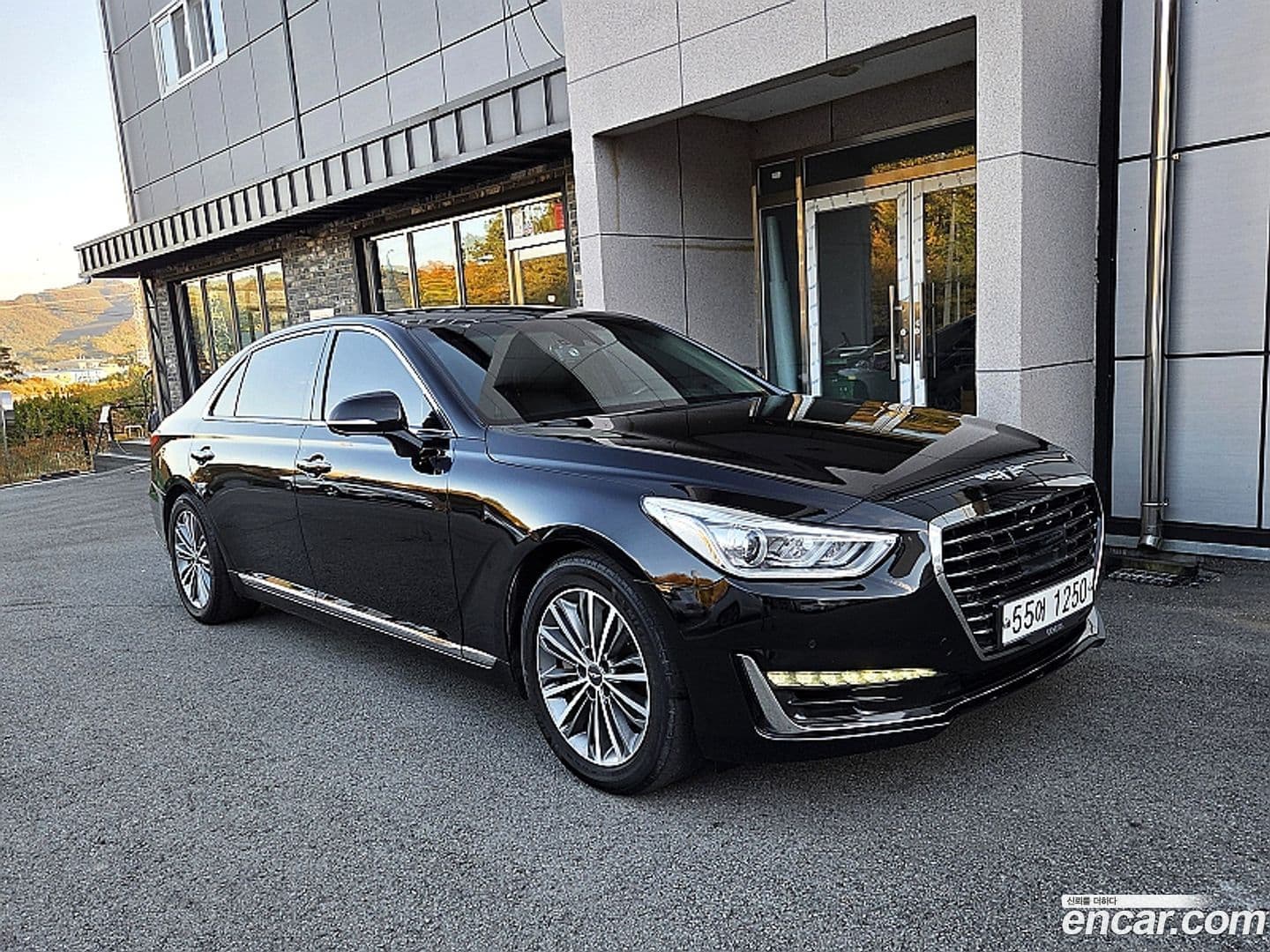 Main__Slider__Photo:EQ900 Genesis 2016.0-0