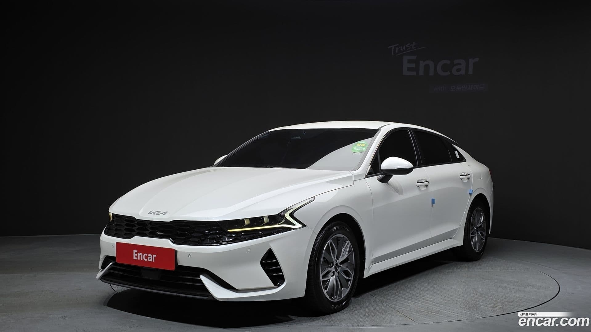 Main__Slider__Photo:K5 Kia 2022.4-0