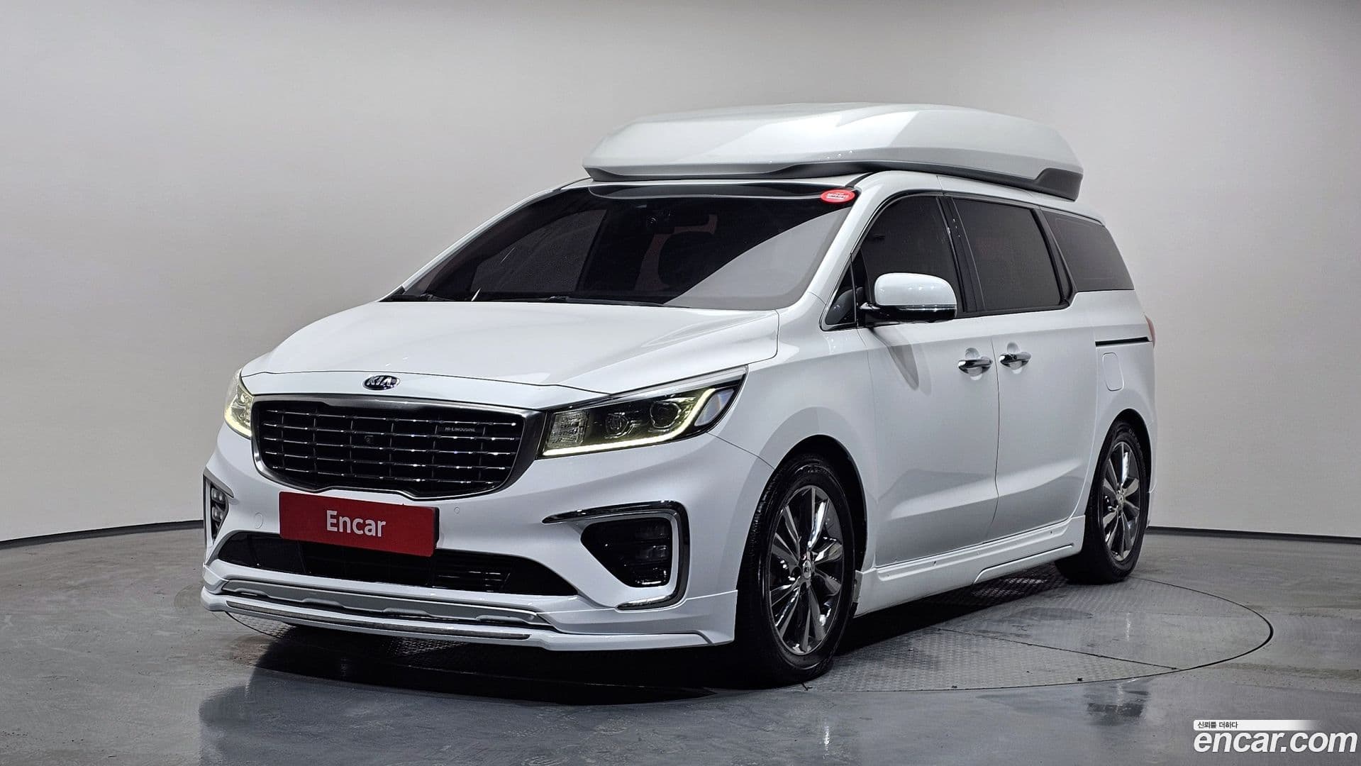 Main__Slider__Photo:Canival Kia 2018.10-0