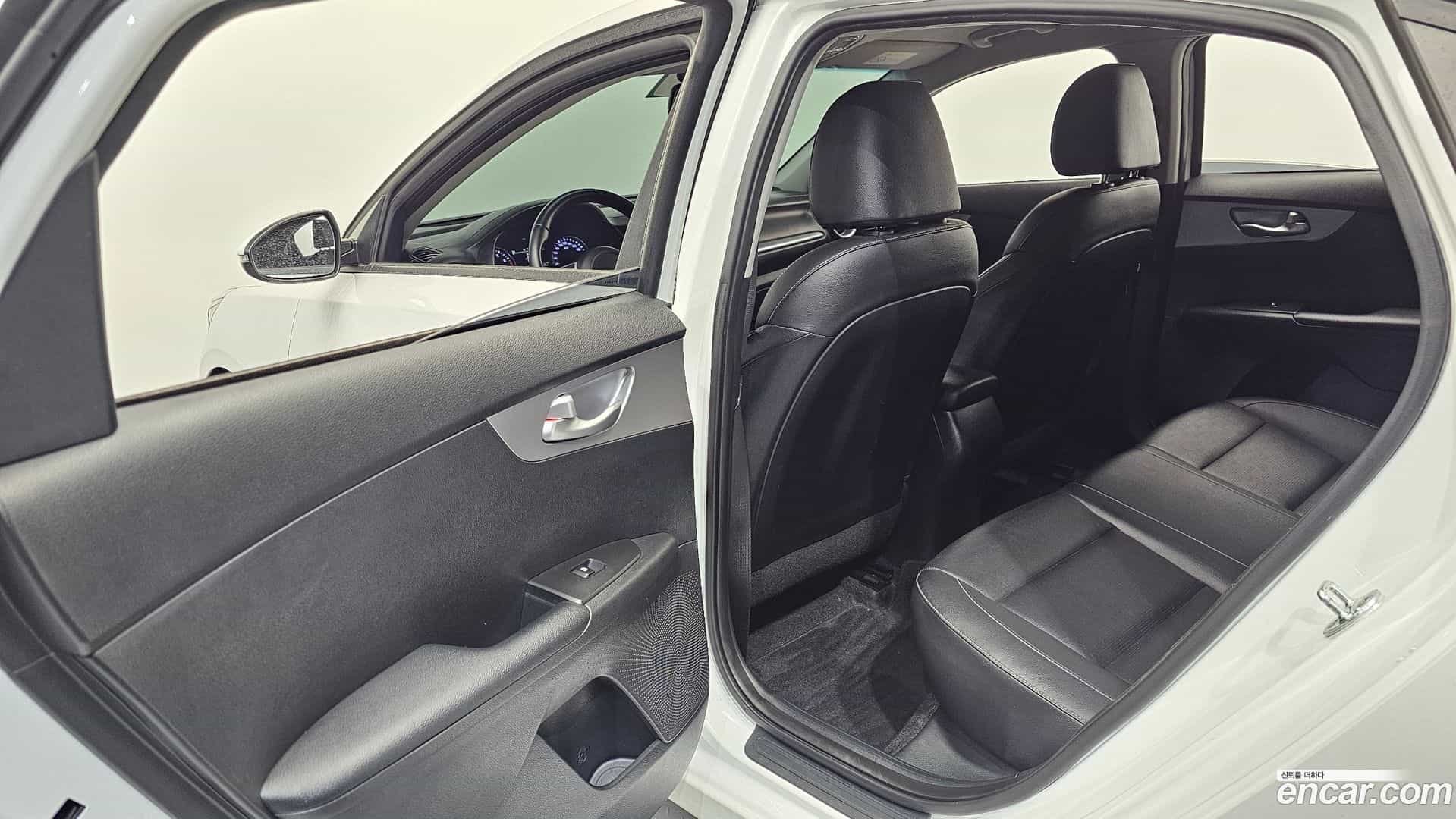 K3 Kia 2022.4-OPTION-015