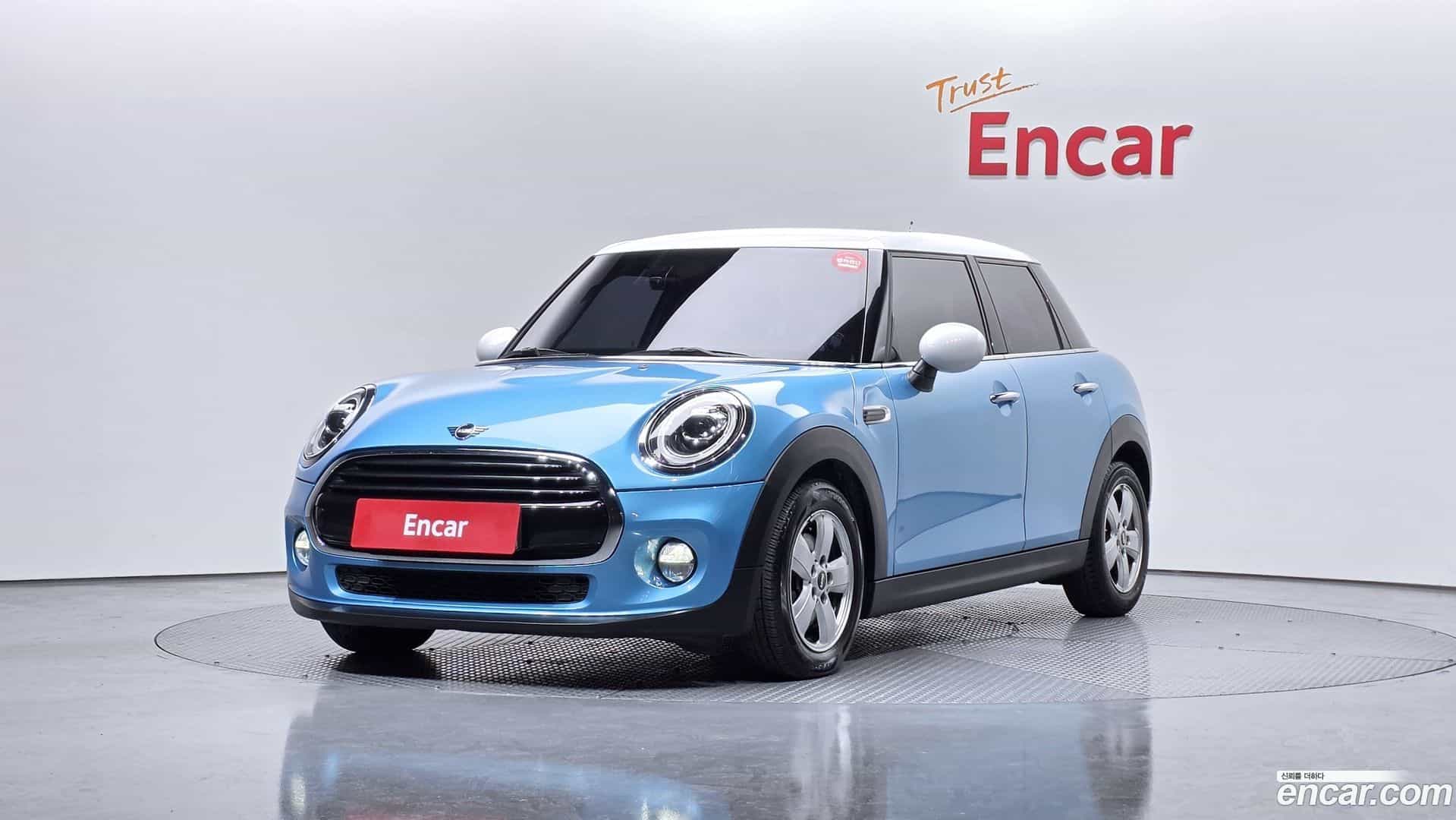Cooper Mini 2019.1-OUTER-001