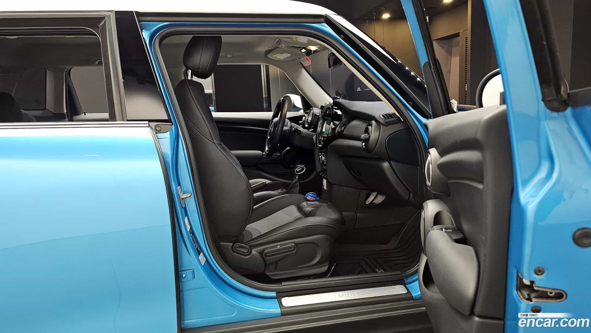 Cooper Mini 2019.1-OPTION-015