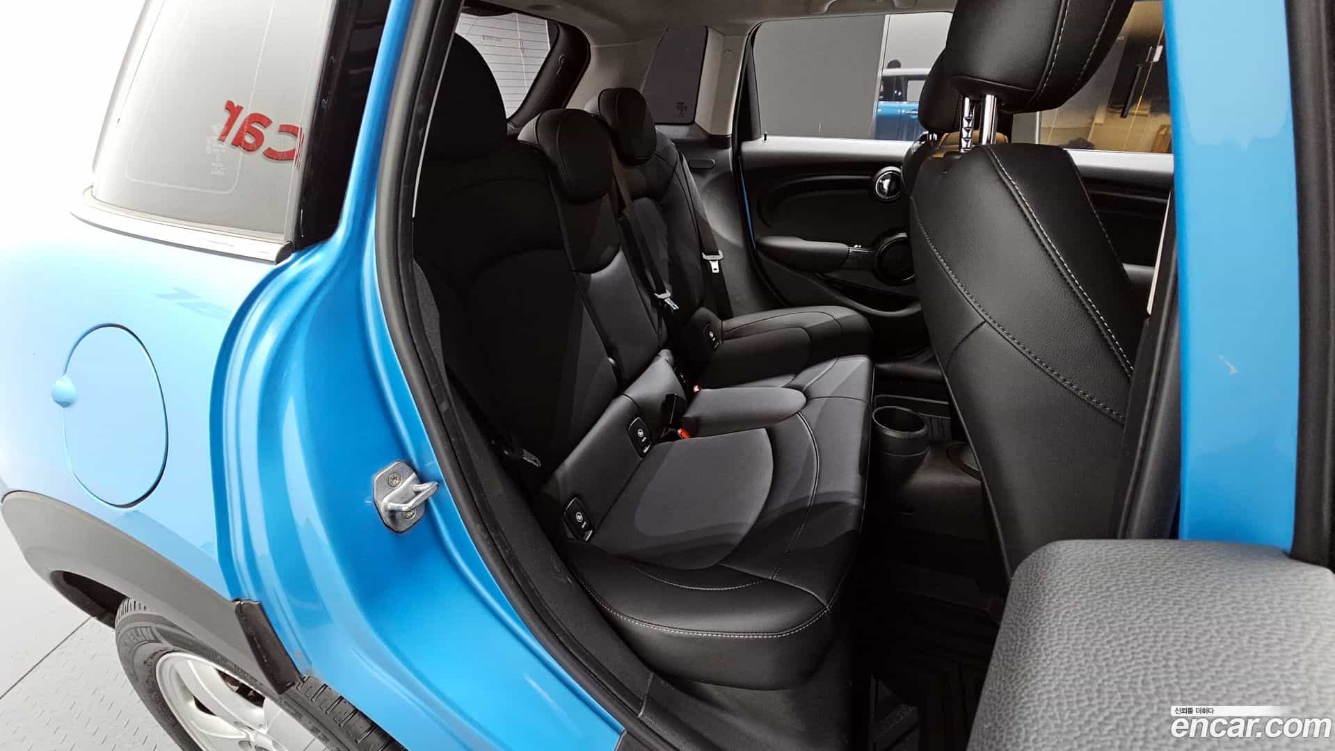 Cooper Mini 2019.1-OPTION-016